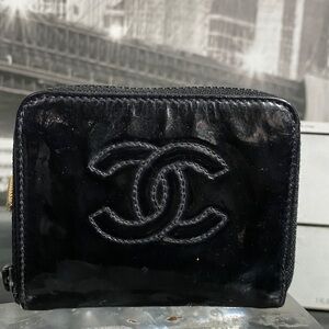 Authentic CHANEL Timeless CC Black Patent Leather Coin Purse